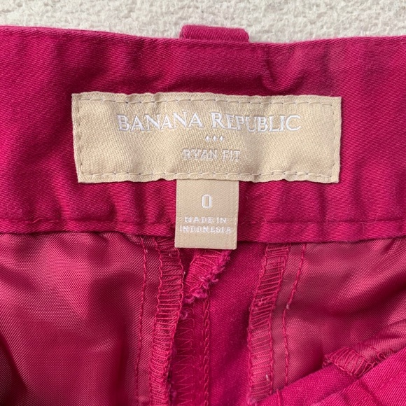 Cute pair of banana republic shorts - Picture 2 of 6